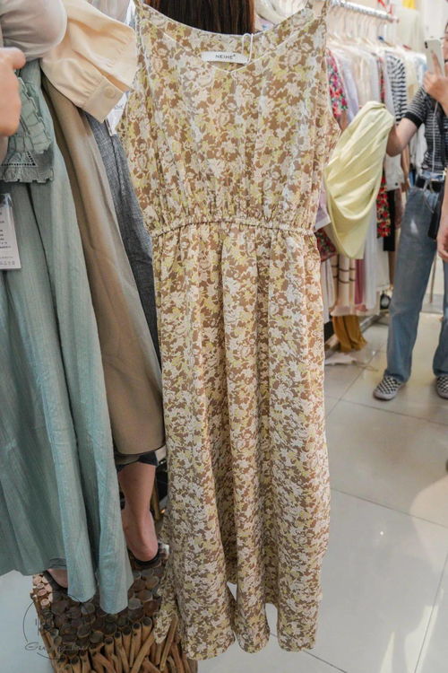 年中清倉(cāng)！服裝批發(fā)城熱賣進(jìn)行時(shí)，10元起500元一麻袋